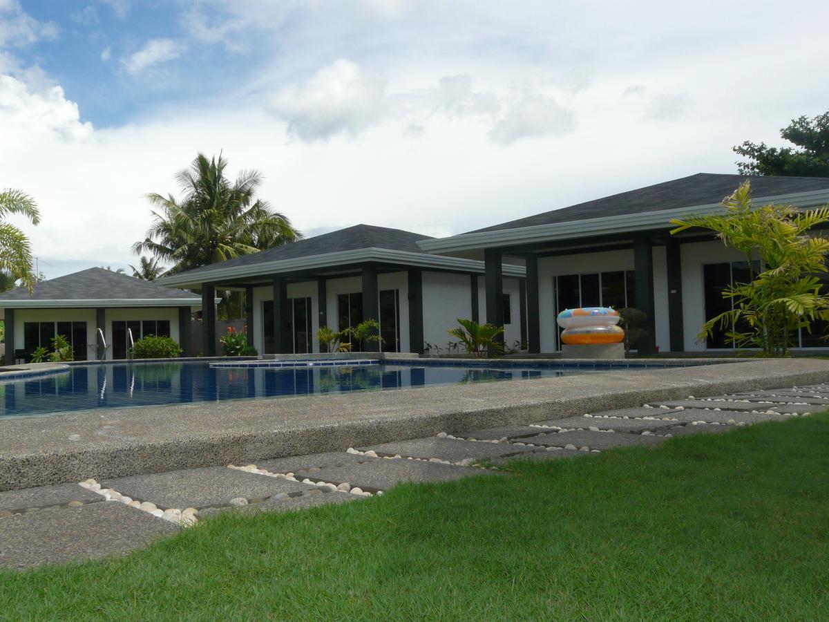 Alona Royal Palm Resort Panglao Exterior foto